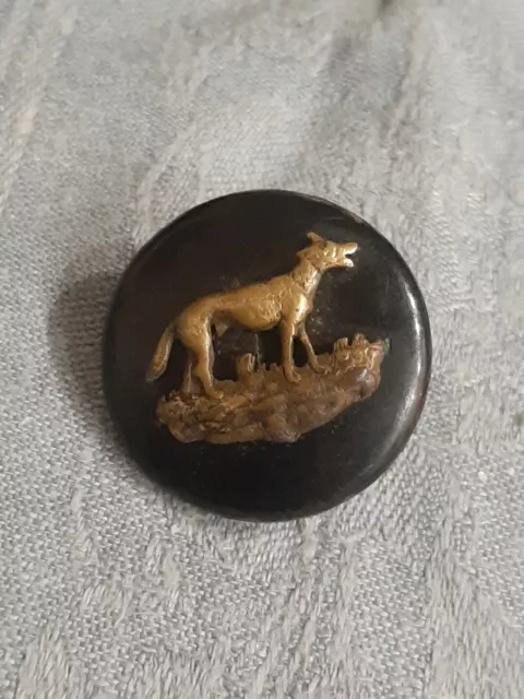 Rare bouton ancien de collection Chasse Vénerie Loup Chien