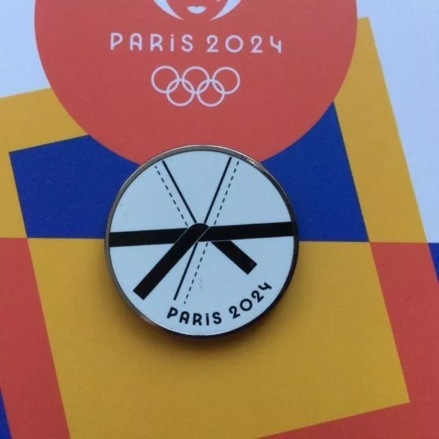 PARIS 2024 PARA Games Silver Oval Ltd Edition Pin Badge Official