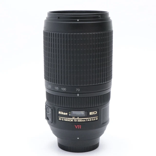 Nikon AF-S VR Zoom-Nikkor 70-300mm F/4.5-5.6G IF-ED #196