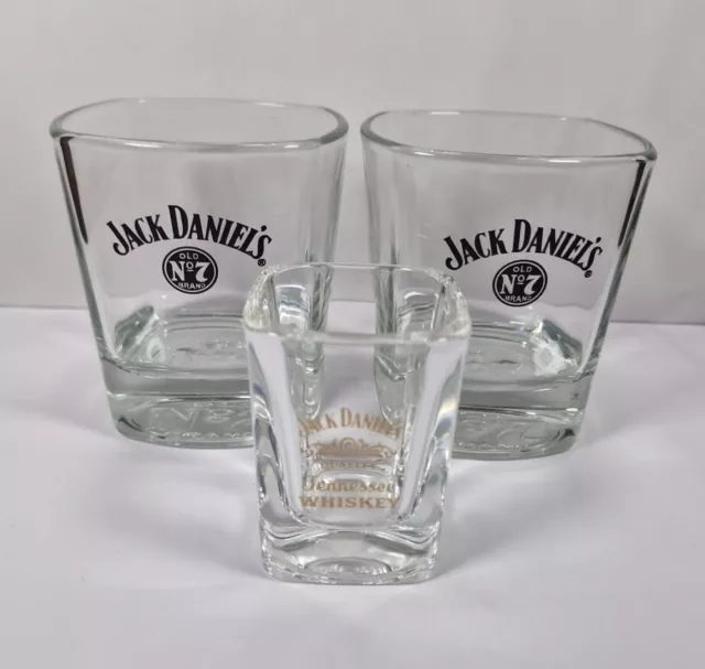 JACK DANIELS Tennessee Whiskey Set Of 2 Short Glasses + 1 Shot Glass