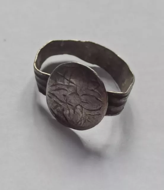 Late Medieval Silver Ring With Floral Motif 1400-1500 Ad 2