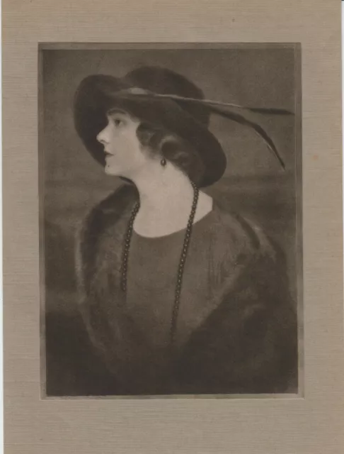 Emil Otto Hoppe Portrait der Lydie Hoyt Mezzotinto-Fotografie um 1925