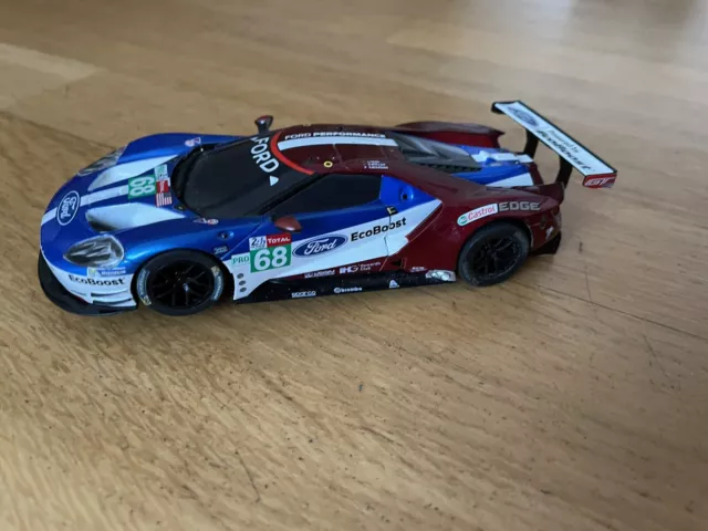 Scalextric C3857 FORD GT GTE Le Mans 2017 #68 LDPR