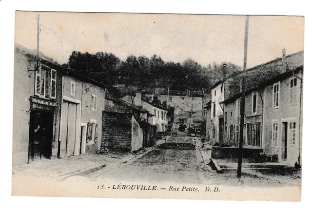 Cpa 55 Lérouville. Rue Petite.Boulangerie. Très bon état visible aux scans. Paie
