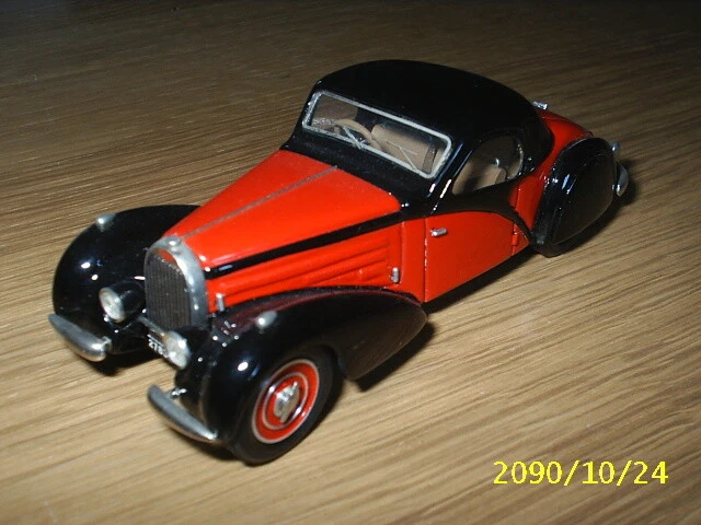 Bugatti 101 Antem 1953 MACO 1/43 – Noire Et Rouge – Résine Collection
