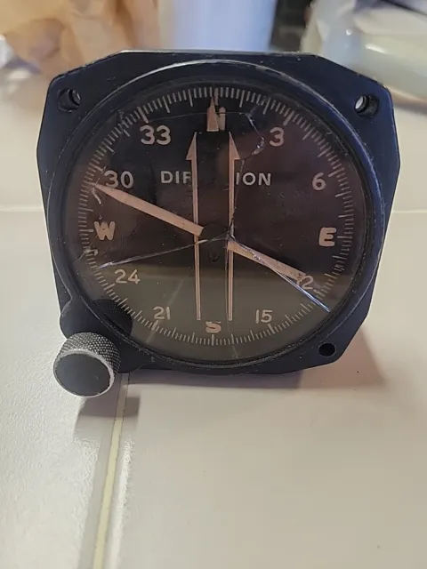 Bendix Aviation Corp US Navy Indicator Magnesyn Remote Indicating Compass Gauge