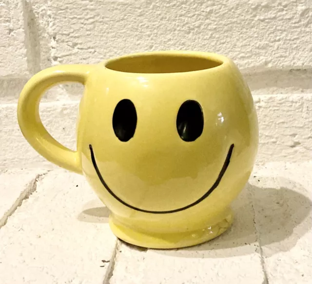 Yellow Smiley Face Mug, Coffee Cup, Vintage McCoy Pottery, Round, Happy, Grin