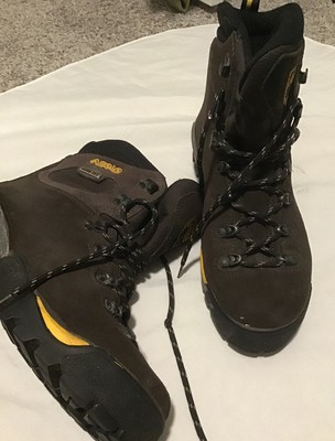 branded formal black shoes