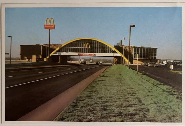 Postcard Vintage World's Largest Mcdonald's Restaurant Vinita Oklahoma 4 x 6. 03