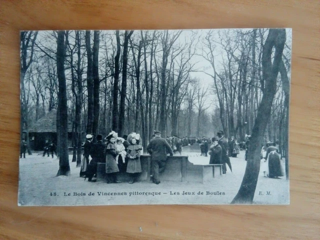 CPA Vinnes Wood Picturesque Ball Games E M Animated