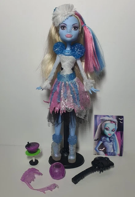 GHOULS RULE ABBEY BOMINABLE Monster High doll2012 complete but loose PLEASE READ
