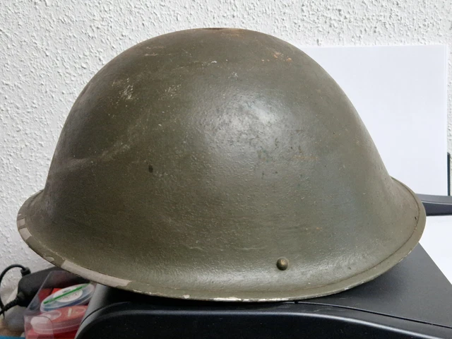 Sammlerauflösung an Stahlhelmen Helm Militaria WK Weltkrieg Helm 2 von 15