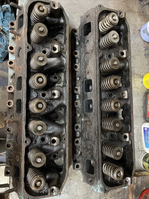 2 Original Chrysler Dodge Plymouth 440 HD Big Block Mopar 452 Cylinder Head 77 2 Original Chrysler Dodge Plymouth 440 HD Big Block Mopar 452 Cylinder Head 77