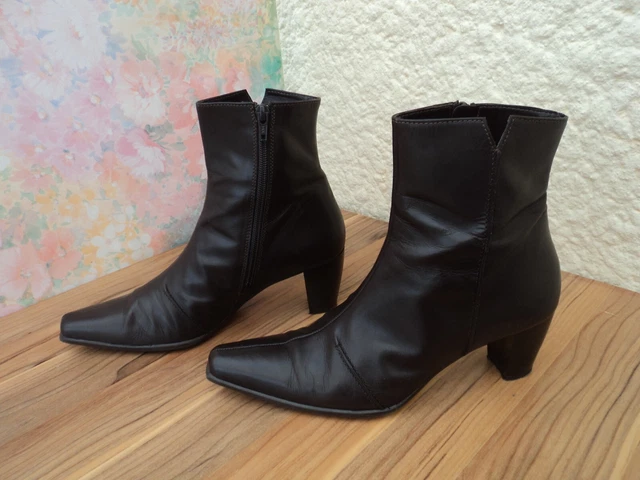 Bottines en cuir pointure 39  FEMME (Marron presque Noir) Talon 6,5 cm.