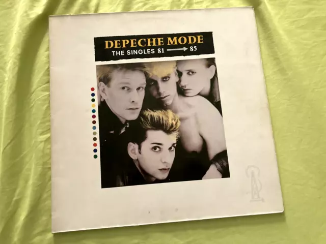 1 x  LP - Depeche Mode - The Singles 81 - 85, Grey Vinyl + LP-Glanzdruck