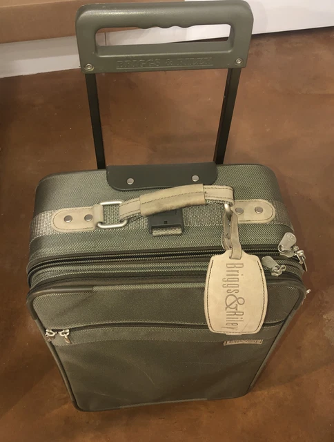 Briggs and Riley green rolling suitcase, 21” With Garment Bag Inside