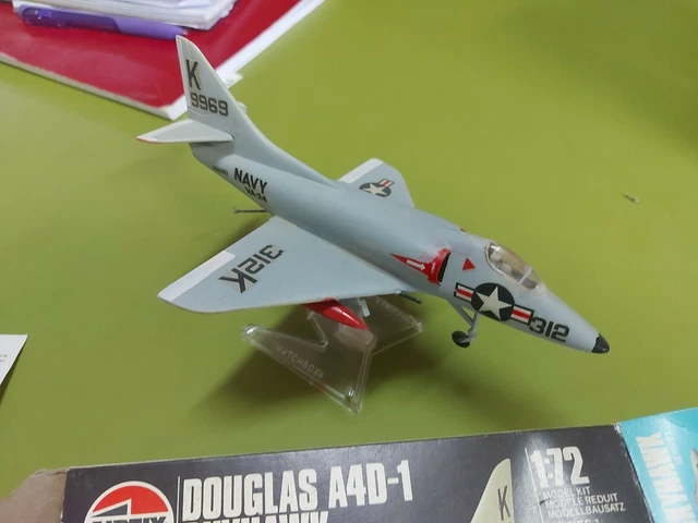 AIRFIX 1:72 SCALE Douglas A4D-1 SKYHAWK Built Kit W/box And ...