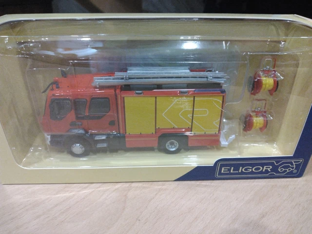 Camion De Pompiers Joustra Scenicruiser - Tôle Mécanique 1/43 - Vintage