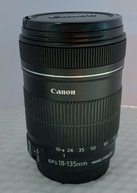 Canon EF-S 18-135 mm F/3.5-5.6 EF IS Objektiv