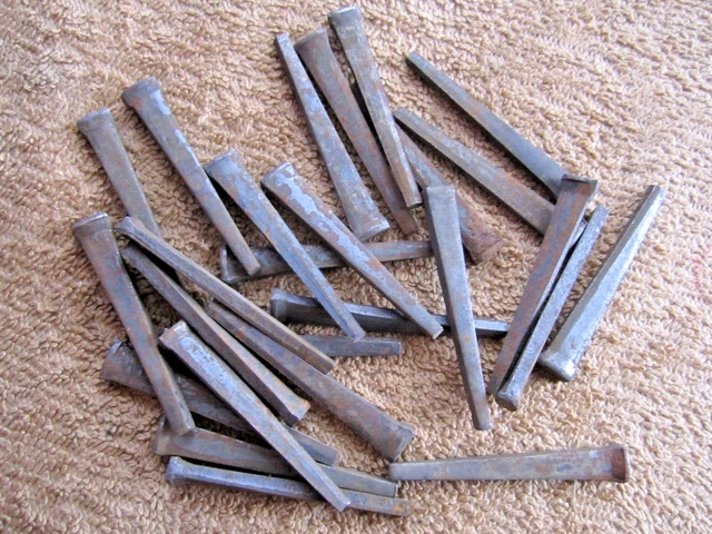 Nails, 25 Nos Antique 1 7/8" Long Cut Square Nails