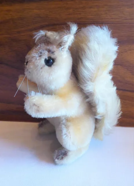 STEIFF EICHHÖRNCHEN  " POSSY " aus MOHAIR 14 cm groß  GRAU-WEISS 