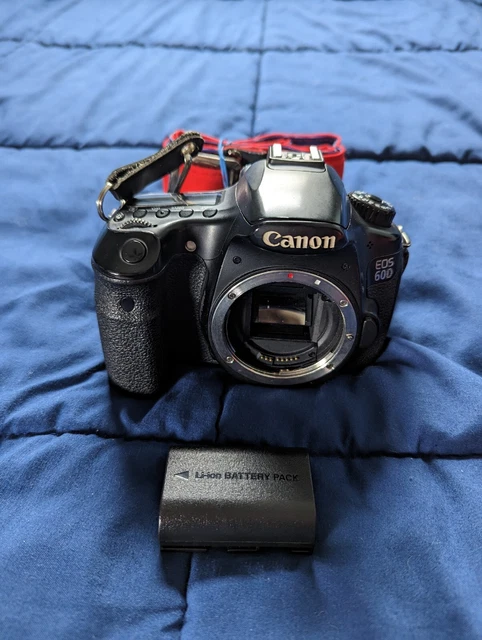 Canon EOS 60D 18.0MP Digital SLR Camera Body/Battery