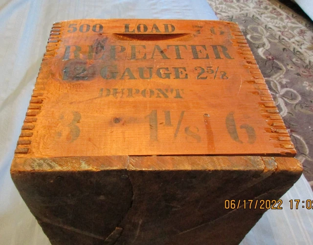 Vintage Winchester Repeater 12 Gauge 2 5/8 Paper Shotgun Shells wood crate Dupon