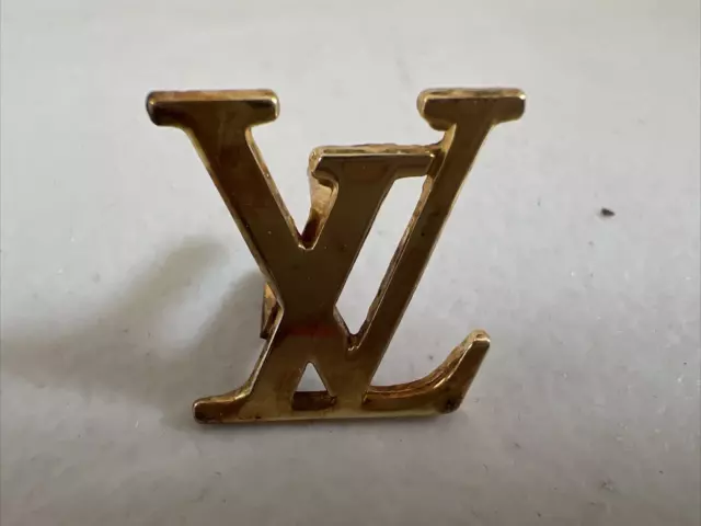 Louis Vuitton 24k Gold Plated Rue Cambon CC Logo Jumbo Brooch Pin 59ck –  Bagriculture