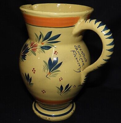 AU BRETON A GALLAND 12,5 cm PICHET ANCIEN EN FAIENCE DE QUIMPER HENRIOT 
