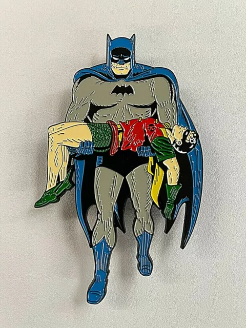 Batman & Robin Metal Pin Badge LARGE Enamel Limited Edition RARE DC Universe