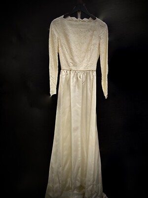 vintage wedding dress