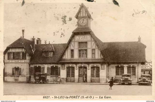 13873 cpa 95 Saint Leu la Forêt - La Gare