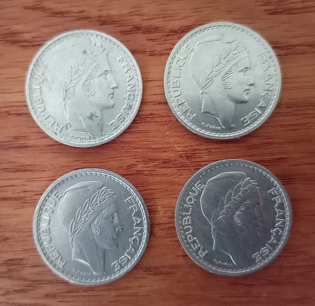 Lot de 4 pièces de monnaie de France de 10 Francs de (1945 à 1949)