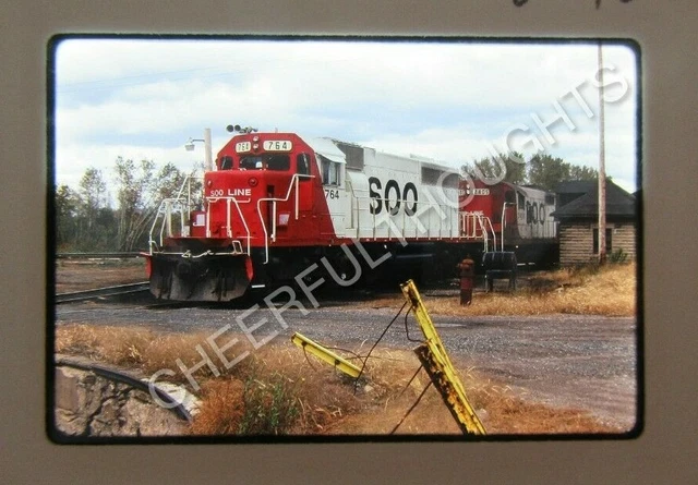 Original '87 Kodachrome Slide SOO Line 764 SD40-2 SOO   30I29
