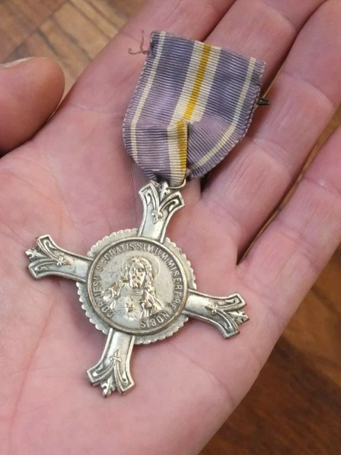 MÉDAILLES RELIGIEUSES Médaille, Notre Dame fme_780509 Médailles