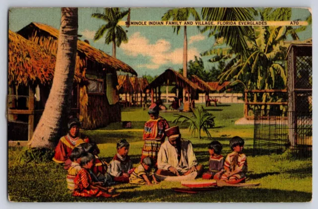 Postcard Seminole Indian Family & Village Florida Everglades     D-9