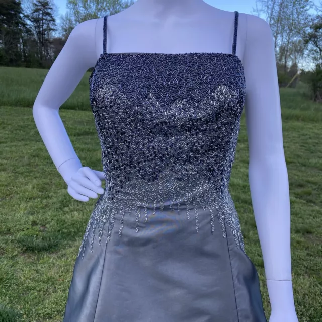 Aspeed Women's Size L Gray/Grey/Silver Hand Beaded Sleeveless Full Length Gown