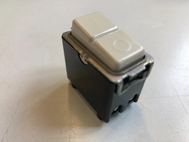 Interruttore Bipolare Bticino Magic 5011 - 16A, 220V, Bianco, Originale - Foto 6