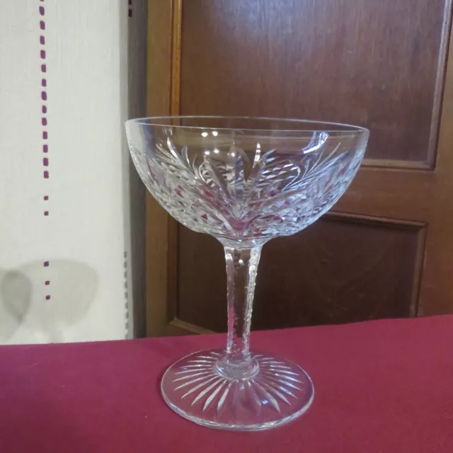 1 Coupe a Champagne en cristal de saint louis modèle Odessa