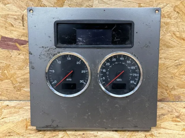 Instrument Cluster #S64-1294-1100 from 2015 Kenworth T270  with PACCAR PX-7
