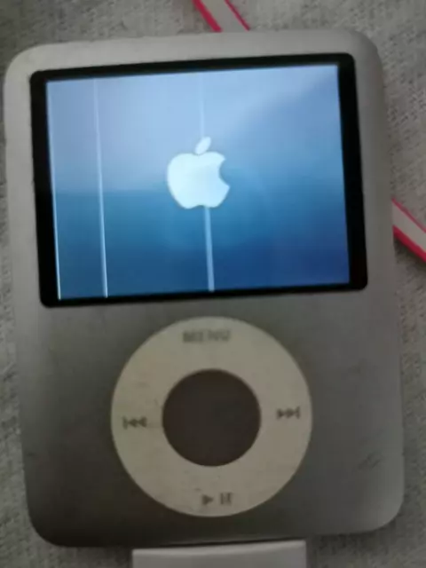 Apple iPod Nano A1236 Argenté 4 Go