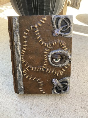 DISNEY HOCUS POCUS Inspired Spell Book Halloween Costume Cosplay Décor