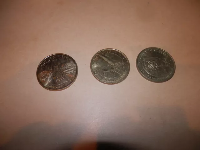 -- lot de 3  MEDAILLES JETON MONNAIE DE PARIS -- 02380 COUCY-LE-CHÂTEAU