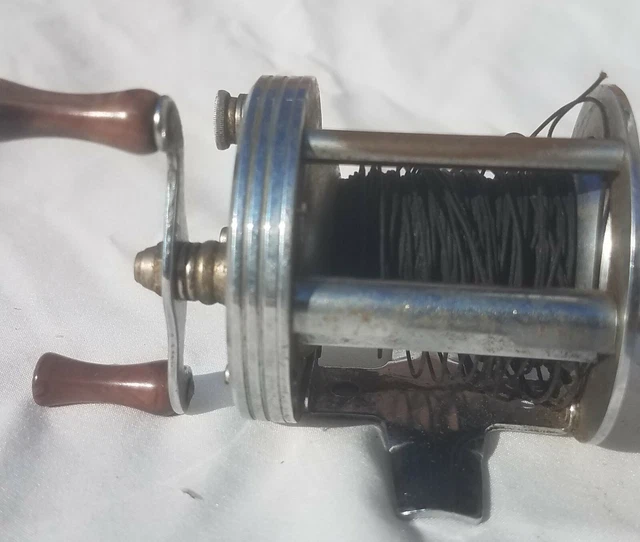 Moulinet Ancien Sport King Casting - Vintage, Pièce De Collection