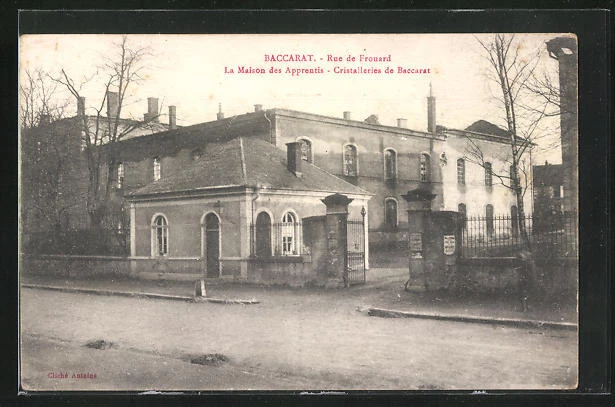 CPA Baccarat, Rue de Fouard, La Maison des Apprentis, Crystalleries