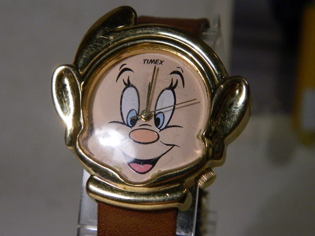 RARE MONTRE TIMEX Disney sous licence Blanche Neige Happy the