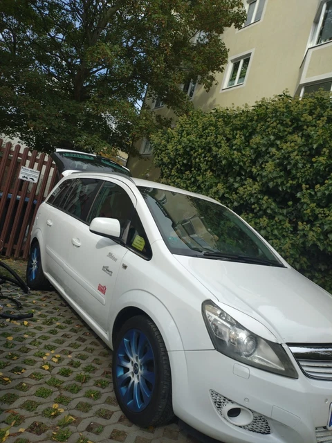 Servus Miteinander... Ich Verkaufe Meinen Opel Zafira B Servus Miteinander... Ich Verkaufe Meinen Opel Zafira B