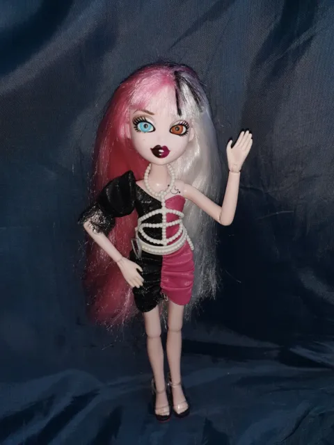 BRATZ BRATZILLAZ CLOETTA Spelletta Glam Gets Wicked Doll Jointed Dress MGA  $29.54 - PicClick