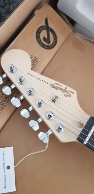 Guitare Electrique occasion Squier Stratocaster 2