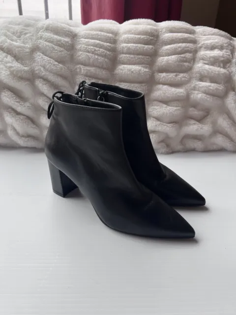 Stuart Weitzman Lofty Ankle Bootie Black Size US7.5B EU38